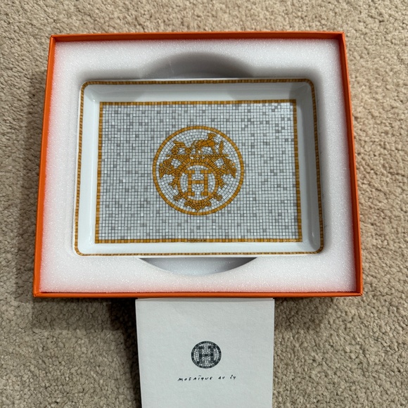 New  Hermès Mosaique au 24 gold tray - small model - Picture 1 of 10